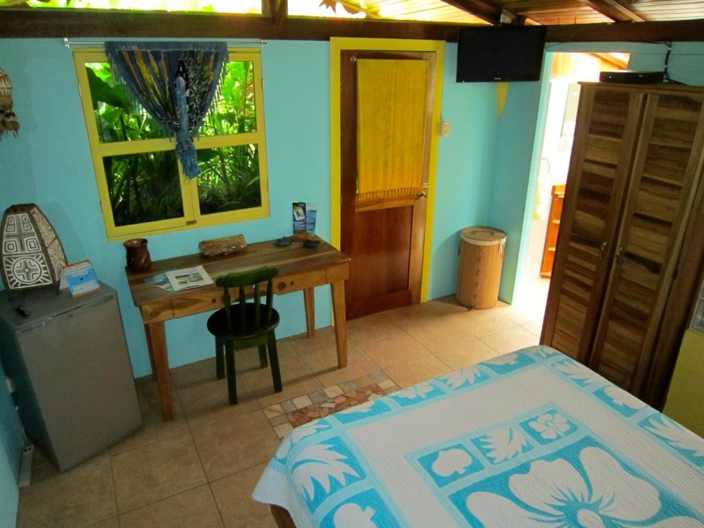 Physis Caribbean Bed & Breakfast Puerto Viejo de Talamanca Zimmer foto